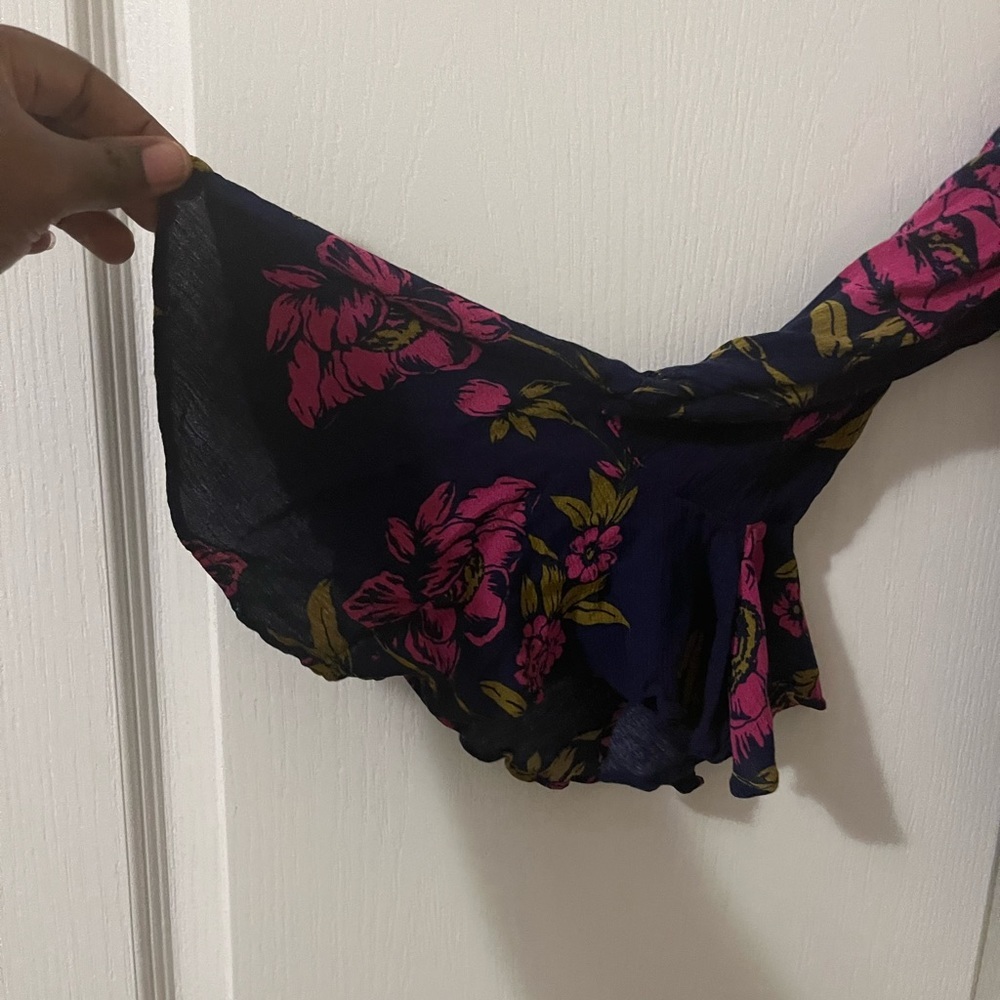 🔥 Express fashion • Navy and fuchsia banded peasant top - Picture 7 of 14